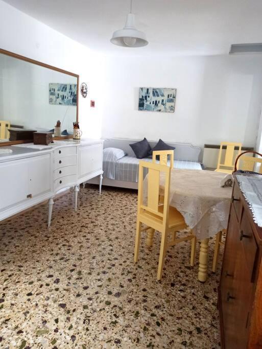 Appartamento Στου Βάρδα, Χώρα, Σέριφος Esterno foto
